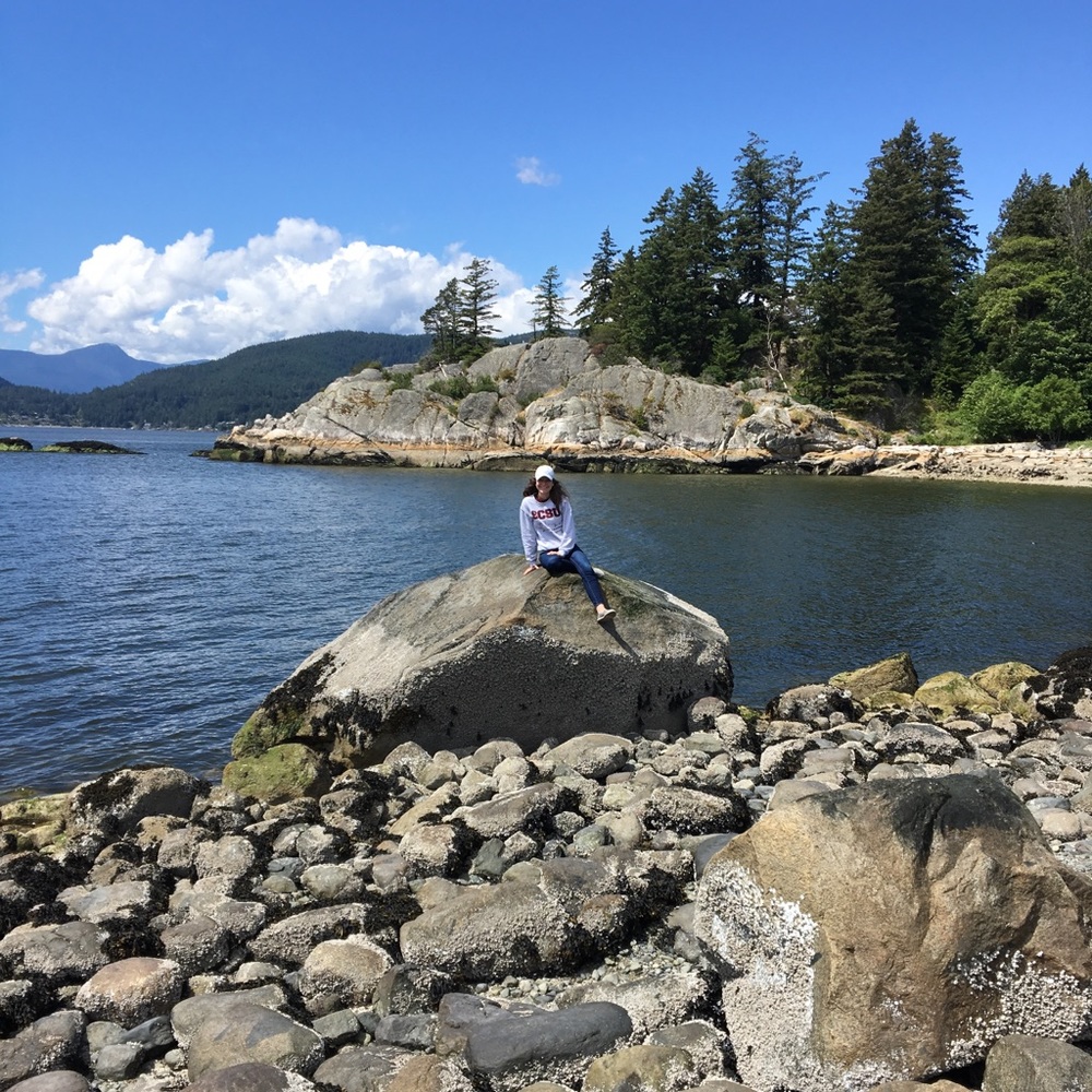 Meet your Posher, Cassie